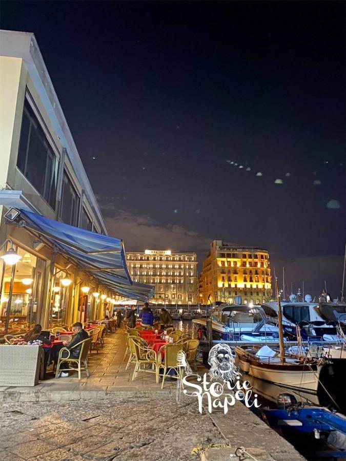Апартаменти Napoli Sottosopra Chiaia Екстер'єр фото
